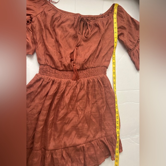 Baltic Born Women’s Magnolia Off Shoulder Mini Dress Size Medium - Picture 7 of 7